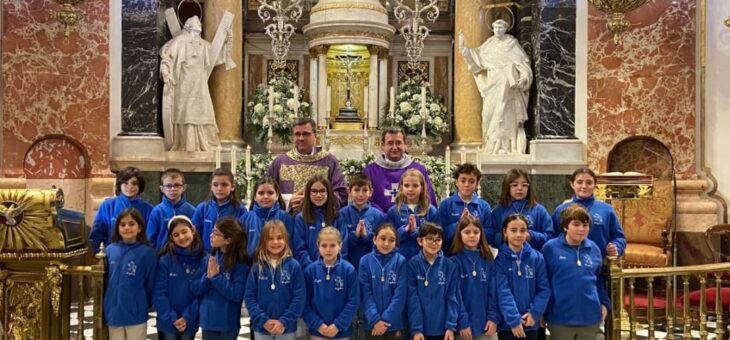 LOS “ANGELETS” 2024 VISITARON LA BASÍLICA DE LA VIRGEN DE LOS DESAMPARADOS DE VALÈNCIA